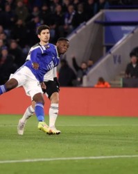  麦迪逊传射建功，莱斯特城客场擒下狼队