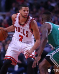  班凯罗首秀惊艳魔术新秀击败活塞