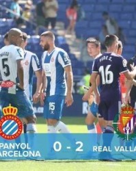  AC米兰主场溃败，球迷高呼教练下课  